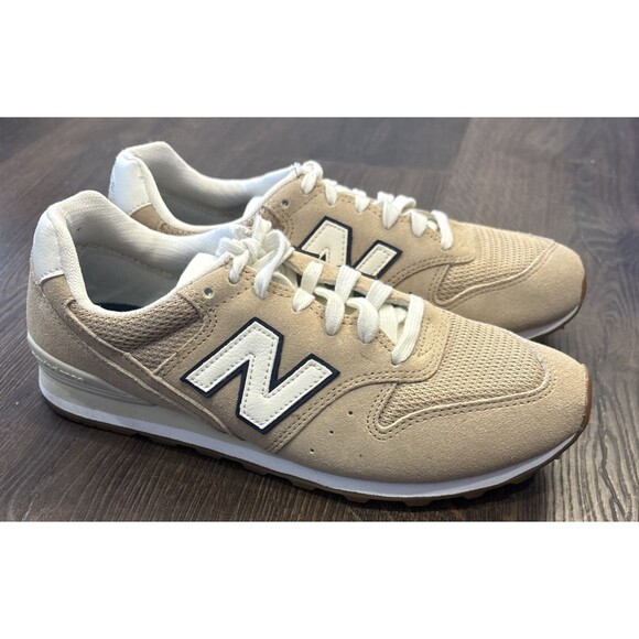 New Balance 996 Women’s Size 9 Tan Suede Sneakers - Picture 1 of 11